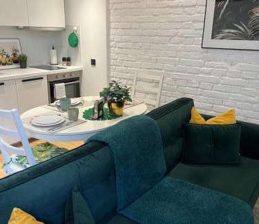 Srodmiescie Apartamento | Piotrkowska 37 -MINI LOFT- Green Leaf