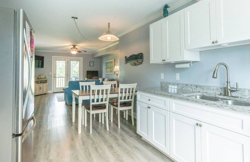 Ocracoke Condominio | Pipe Dream: condominio con acceso a la piscina. Céntrico.