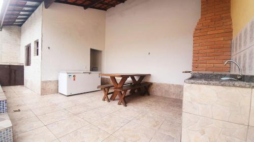 Tupy Apartamento | Piscina, Churrasqueira, Bilhar, SmartTV, Wi-Fi, 400mts mar!