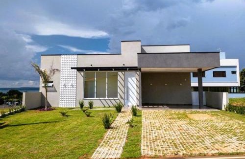 Paranapanema Casa | Piscina com Vista - Check-in 9h - 60m da Represa