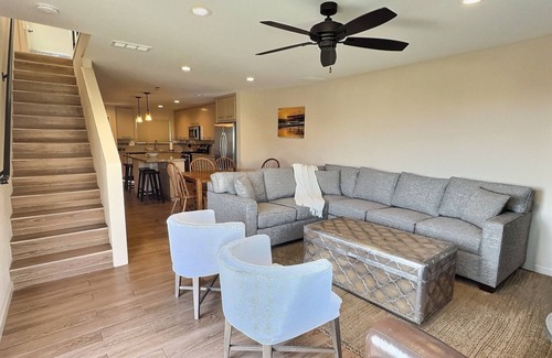 Downtown Condominio | Pismo Shores #120 - corner unit with ocean views