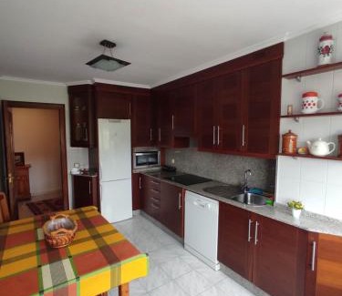 Valdovino Apartamento | Piso 4 habitaciones Valdoviño cerca de la Playa