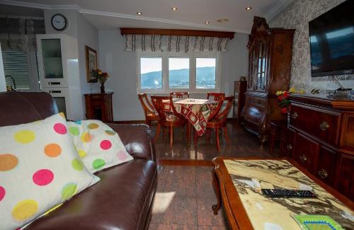 Cee Apartamento | Piso Angueira
