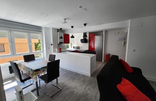 Leon Apartamento | Piso centrico, Cerca de los hospitales y centro.