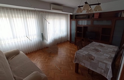 Ateca Condominio | Piso con Balcón, 3 Habitaciones Independiente,cocina y Salón