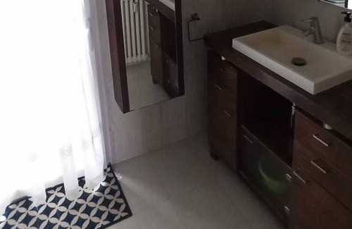 Ateca Condominio | Piso con Balcón, 3 Habitaciones Independiente,cocina y Salón