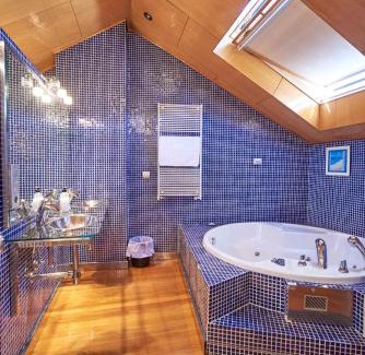 Monforte de Lemos Apartamento | Piso con jacuzzi en Monforte de lemos Ribeira Sacra