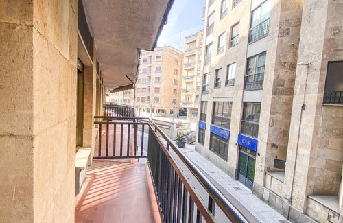 Oeste Apartamento | Piso de 6 habitaciones en pleno centro de salamanca
