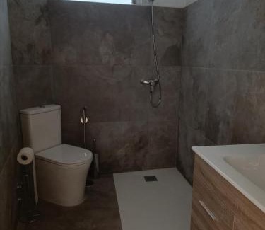 Pontedeume Apartamento | Piso en Pontedeume enfrente hotel Eumesa