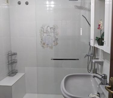Dean Pequeno Apartamento | Piso espacioso en el centro con plaza de garage
