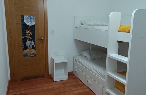 Ordes Condominio | Piso familiar en Ordes próximo al camino inglés