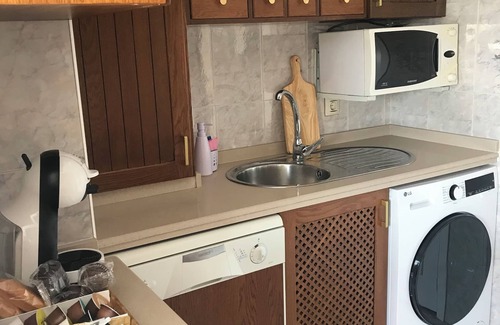 Santa Justa y Rufina-Parque de Miraflores Apartamento | Tkm home amplió y familiar, terraza privada