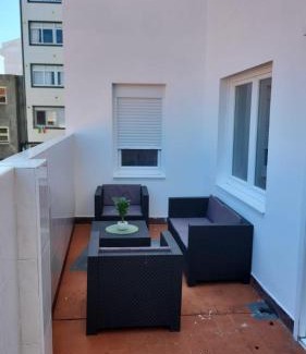Malpica de Bergantinos Apartamento | PISO LOLITA - Centro Malpica
