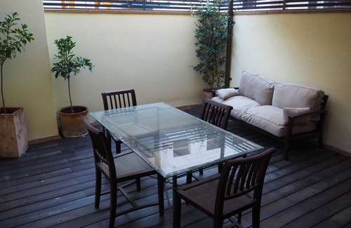 Eixample Apartamento | Piso moderno en Girona centro con patio, 2hab, Wi-Fi