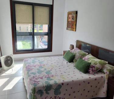 Aguino Apartamento | Piso tranquilo en Aguiño by Cristian&Tamara "alquileres"
