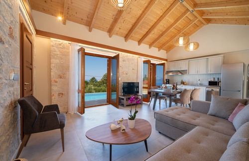 Tzamarelata Villa | Pithari Sunset Villa