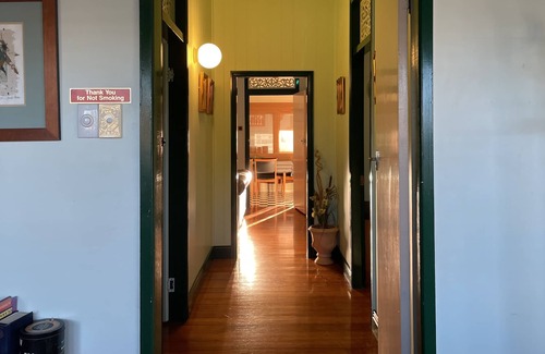 Warwick Casa | PITSTOP LODGE Guesthouse y B & B - Toda la casa
