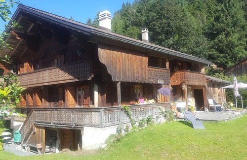 Vers L'Eglise Chalet De Esquí | Pittoresque Chalet A LA Montagne Proche du Glacier à Proximité