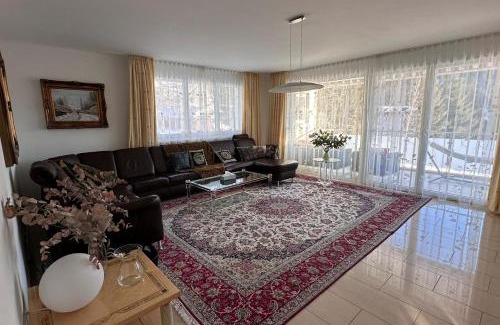 Meierhof Apartamento | Piz Alpina die grosse, moderne Wohnung mit Bergsicht
