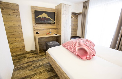 Ravaisch Cama Y Desayuno | Piz Ot