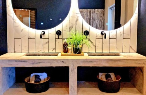 Montagu Cama Y Desayuno | PJURE Boutique Hotel & SPA