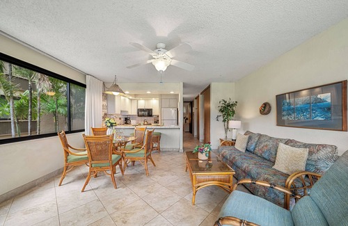 Honokowai Condominio | PK K207 Relaxing Maui 1BD Condo w Pool & Beach