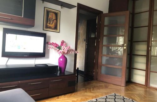 Muranow Apartamento | Plac Bankowy Apartment, Metro