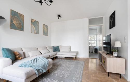 Lantinen District Cabina | Place at the Bottom of the Lake