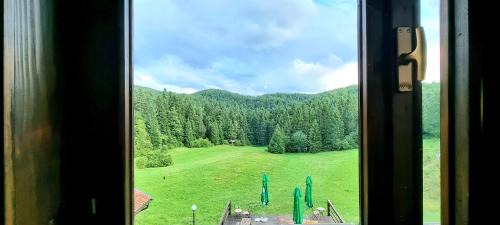 Sodrazica Casa | Planinski Dom na Travni Gori