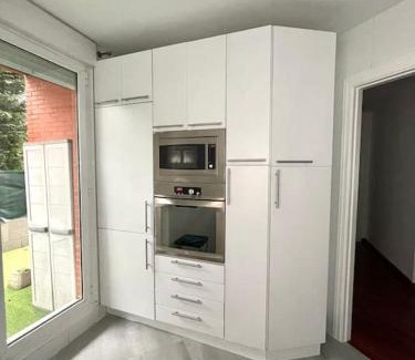 Penacastillo Apartamento | planta baja-jardín-Parking