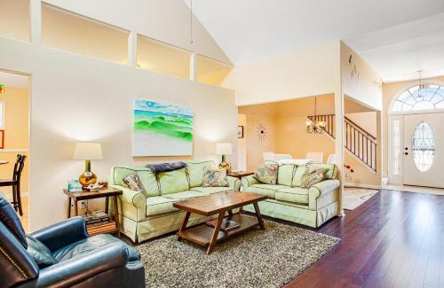 Lewes Casa | Plantations East - 221 Lakeside Dr