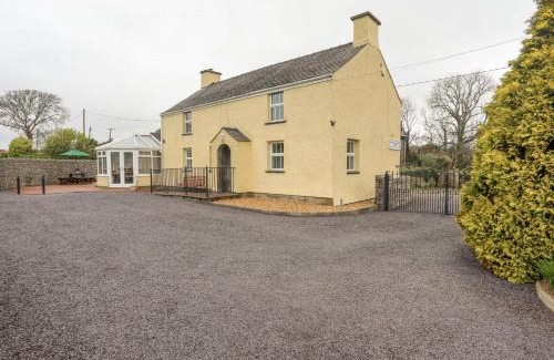 Llanddaniel Fab Casa | Plas Cefn Mawr