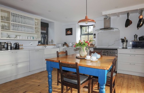 Beaumaris Casa | PLAS ELYN, pet friendly, luxury holiday cottage in Beaumaris