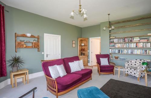 Llanfaelog Casa | Plas Newydd