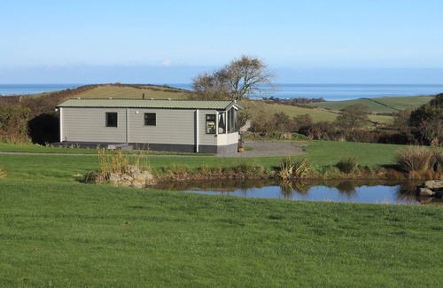 Cylch-Y-Garn Cabaña | Plas Tirion Caravan