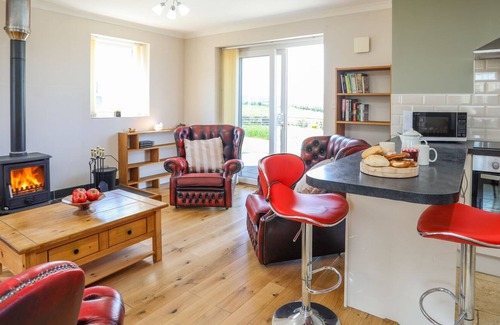 Llanddeusant Cabaña | PLAS Y BRAIN UCHAF, admite mascotas en Cemaes Bay, Ref 1011990