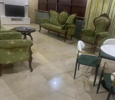 Benin City Apartamento | Platinum Palace Home