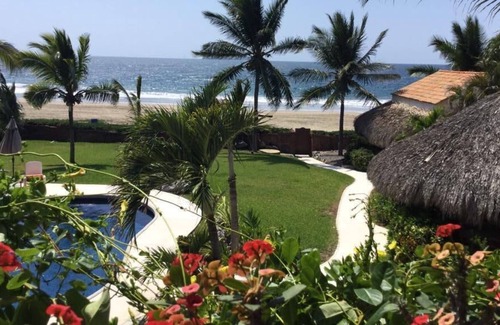 Barra de Potosi Casa | Playa Blanca Estate Beachfront (solo adultos)
