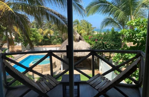 Los Tamarindos Apartamento | Playa Bruja Zicatela 2, 1er línea de playa, Cocina, A/C, Starlink, Alberca y más