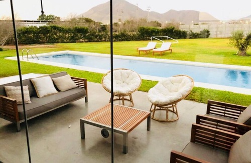 Distrito de Chilca Casa | Casa Ecológica de Playa Campo de 5,500 m2 para 20 personas