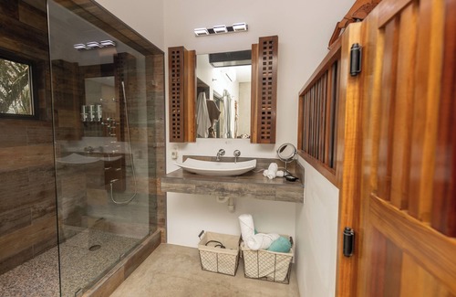 San Pedro Hotel | Playa De Sala