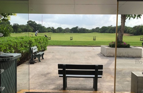 Villa Juarez Condominio | Condominio exclusivo en campo de golf con club de playa en Playa del Carmen