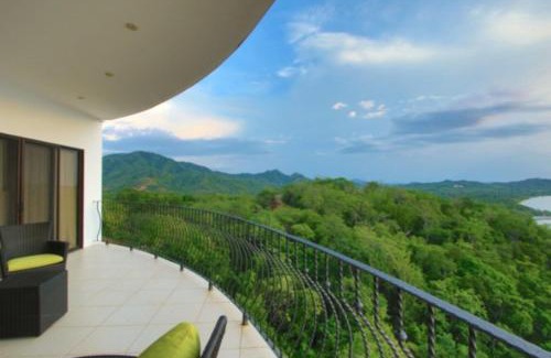 Playa Flamingo Casa | Playa Flamingo - 2 BR condo with great ocean views - FLAMINGO TOWERS 25