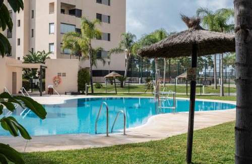 Torre del Mar Apartamento | Playa Marinsa Beach piscina y padel