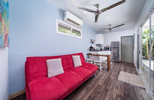 Potrero Casa | Playa Potrero - Cute, modern Containerhome w/ pool for 2 people