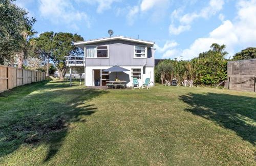 Matapouri Casa | Playtime Plus - Matapouri Holiday Home