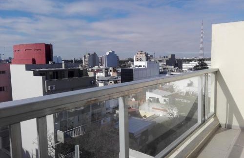 Comuna 15 Apartamento | Plaza