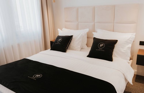 Pristina Cama Y Desayuno | Plaza Boutique Hotel
