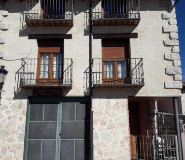 Rascafria Apartamento | PLAZA DE LA VILLA 24