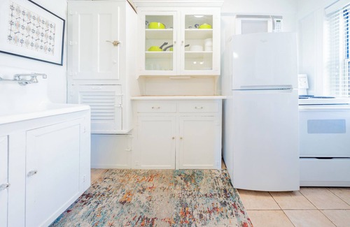 Country Club Plaza Area Condominio | Plaza Penthouse: Historic Charm & Stunning Views